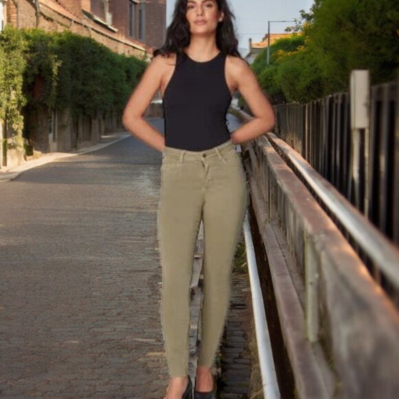 LOLA Alexa Skinny Jeans - Picture 1 of 4